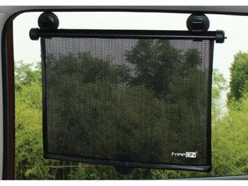 Шторка сонцезахисна в автомобіль FreeON 41&times;50 см, black 64067 фото